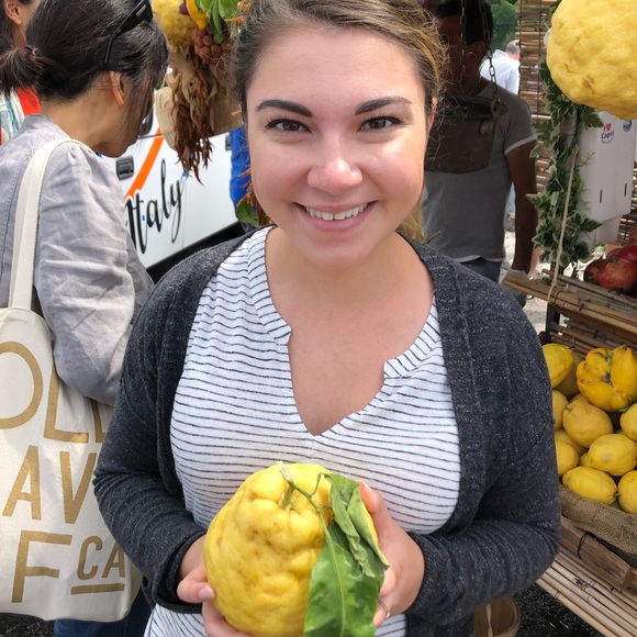 Meet your Posher, Karley - Picture 1 of 1